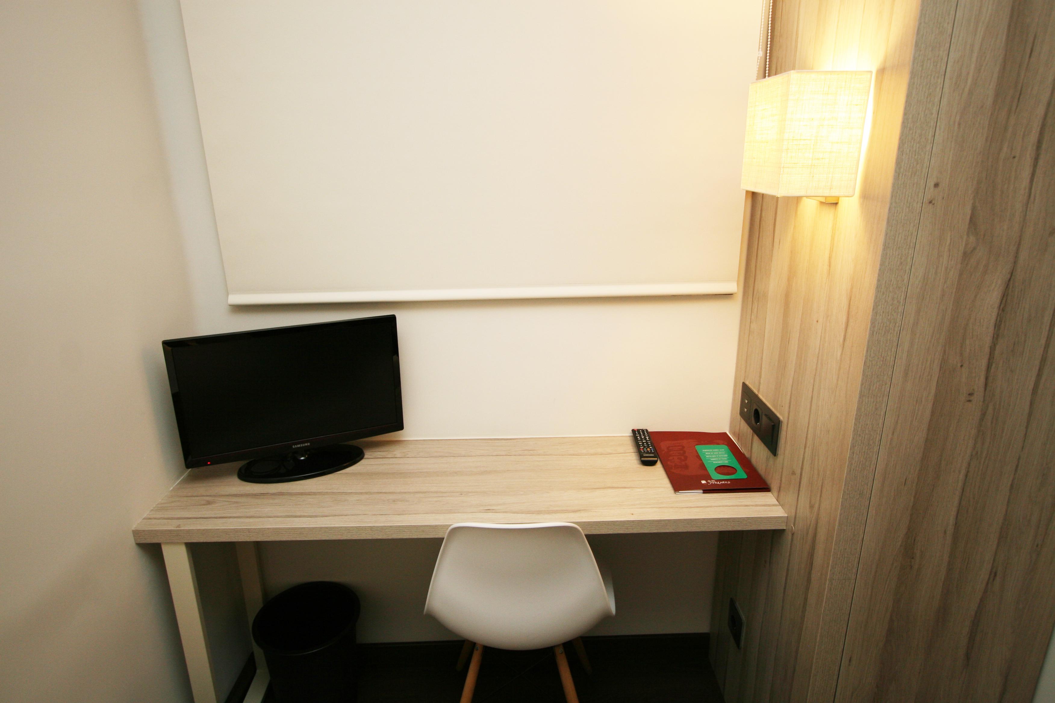 Hotel Pyrenees