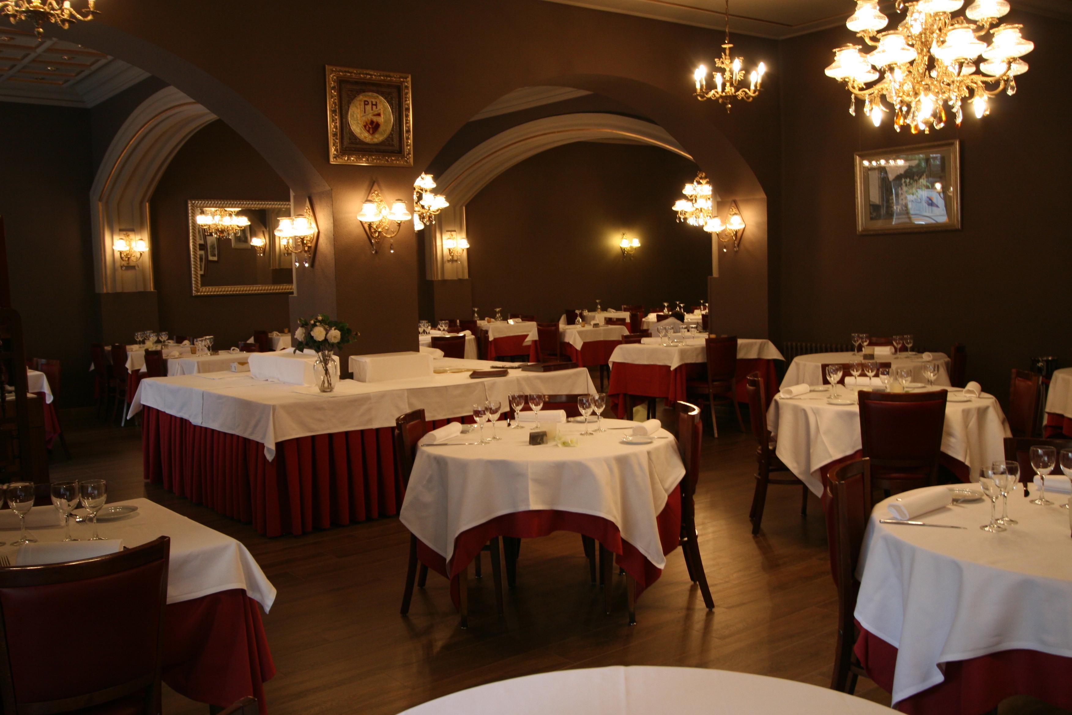 Pyrenees Hotel