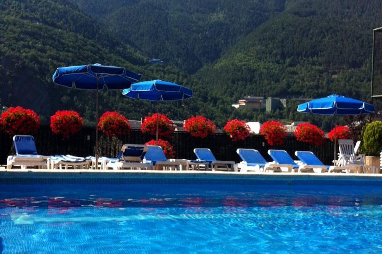 Hotel Pyrenees 3*