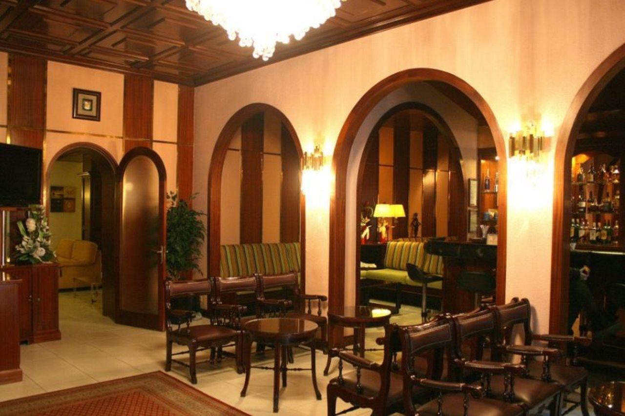 Hotel Pyrenees