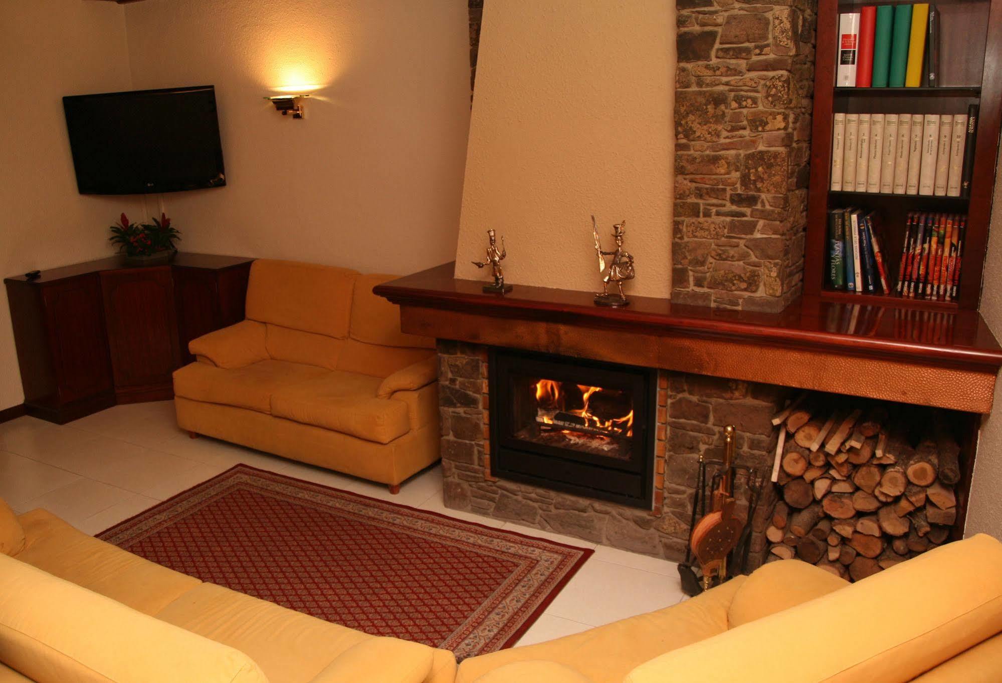 Pyrenees Hotel 3*